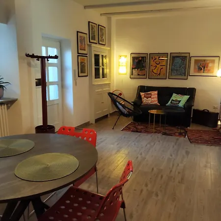 Le Melusine Apartment *